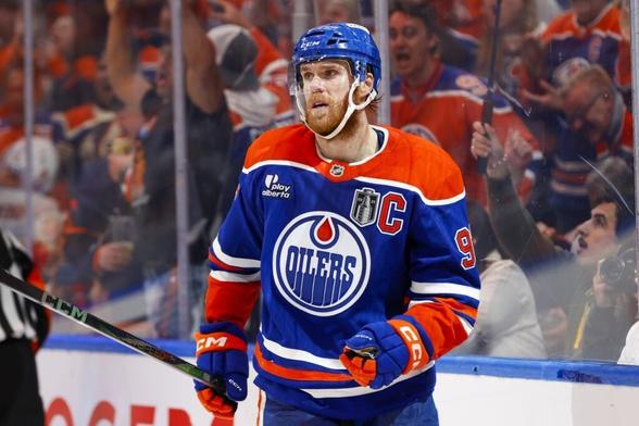 Oilers GM Breaks Silence On Connor McDavid's Contract Talks After Gut-Wrenching Stanley Cup Loss