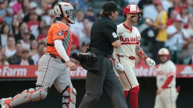 Houston Astros v Los Angeles Angels
