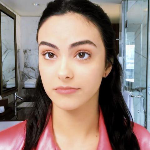 Camila Mendes