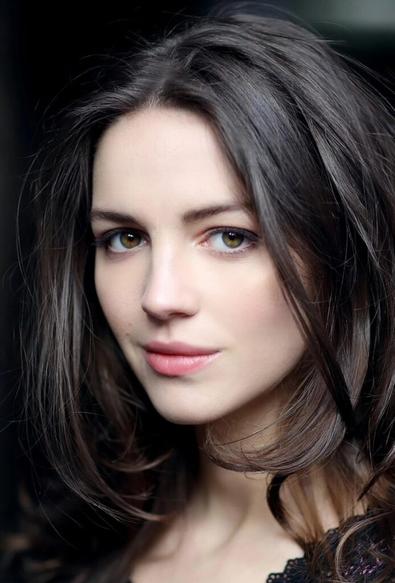 Ella Hunt