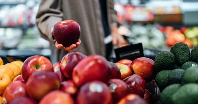 How proposed federal food benefit cuts could affect Angelenos