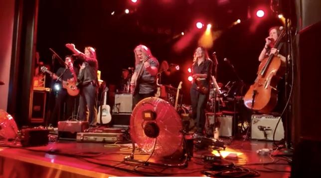 Kim Deal touring her new album, “Nobody Loves You More”

source https://www.kimdealmusic.com/