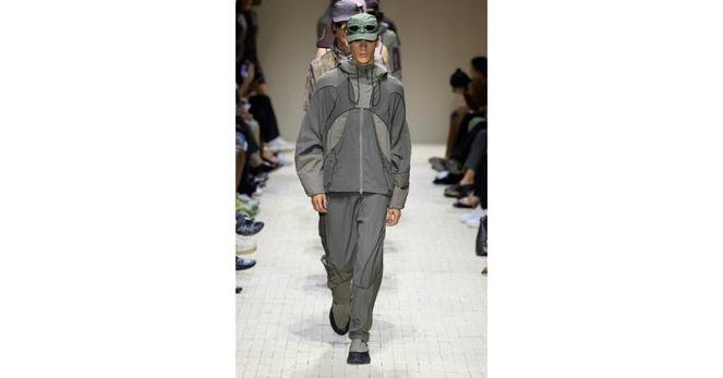 EMPORIO ARMANI -Men's- 2026年春夏コレクション | ミラノ | 画像98枚