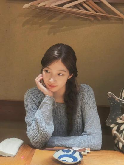 250623 Kazuha Instagram Update (feat. Yunjin)