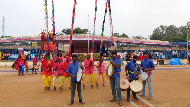 #Bharata #mone #budget #achivement #people  #Kashmir  #border #election   #Chethan  #gowda  #traffic 
#Central #government #yogi #riya #AI #ಮುನಿಸ್ವಾಮಿ  #protest 
https://youtube.com/@worldwidepeoplesnews