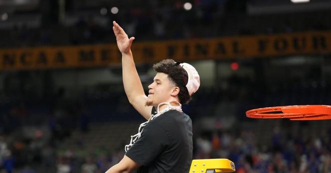 A few guards the Mavericks could pick up that would help them win now