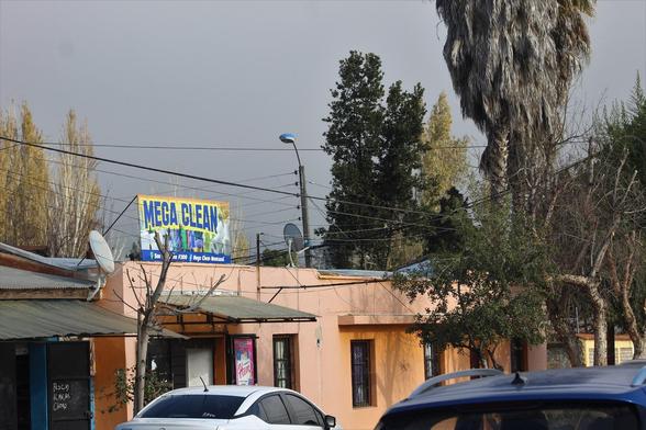 nubes bajas detrás de MegaClean SW de Mostazal