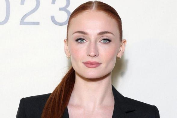 Sophie Turner [IRTR]