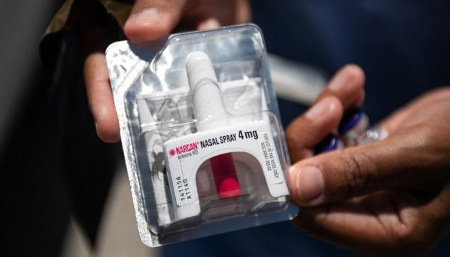 Heat wave linked to rise in opioid overdoses in Chicago over the weekend, health experts say