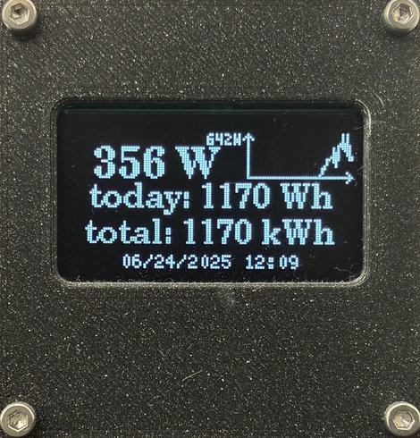 OpenDTU Box zeigt 356W Leistung an.
