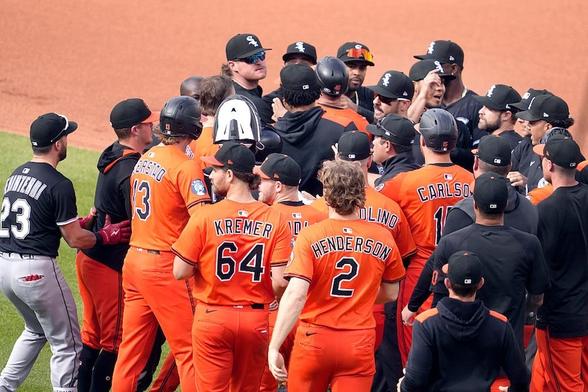 Orioles relievers dish on benches-clearing spats at Camden Yards