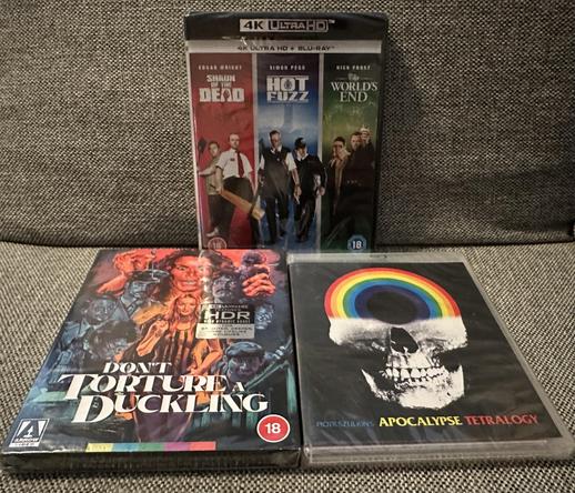 SHAUN of the
DEAD
4K ULTRAHD™
4K ULTRA HD + BLU-RAY
HOT
FUZZ
NICK FROST

WORLD'S
END
18
HDR

DON'T
TORTURE A
ĐỤCKLING
18
POIR SZULKINS
APOCALYPSE TETRALOGY
ARROW
108O