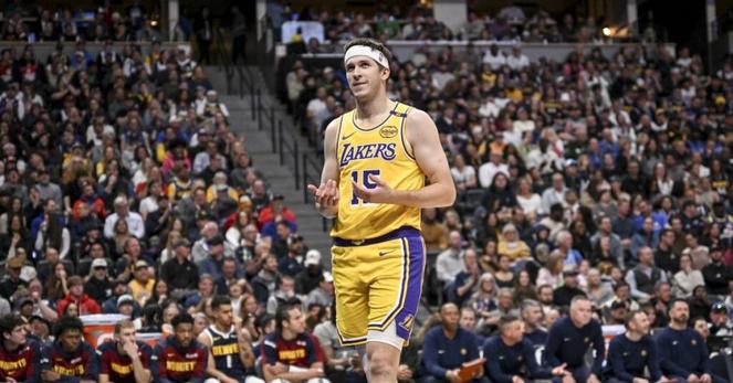 Lakers vs. Nuggets Final Score: Shorthanded Lakers fight hard in loss