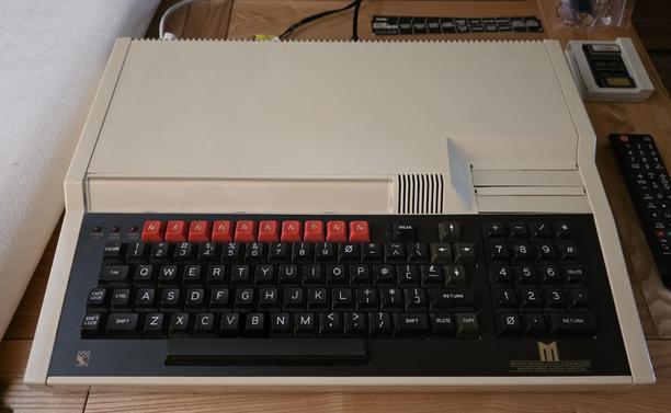 My recent BBC Master 128 acquisition, cleaned up and working.