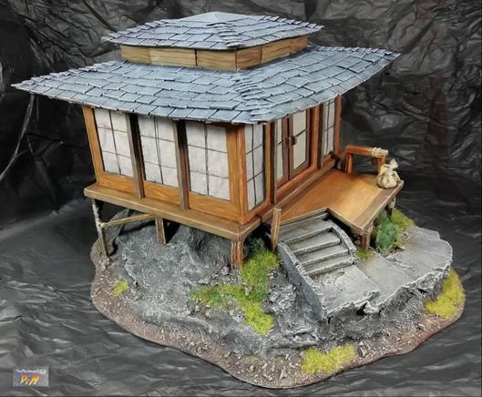 Left and front sides of the Hut on Mound.