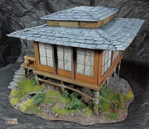 Right and rear sides of the Hut on Mound.