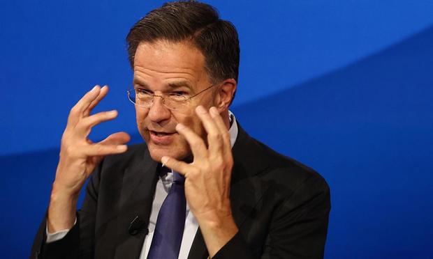 Mark Rutte gesticula en una conferencia previa a la cumbre de la OTAN (Jakub Porzycki VÍA GETTY IMAGES)