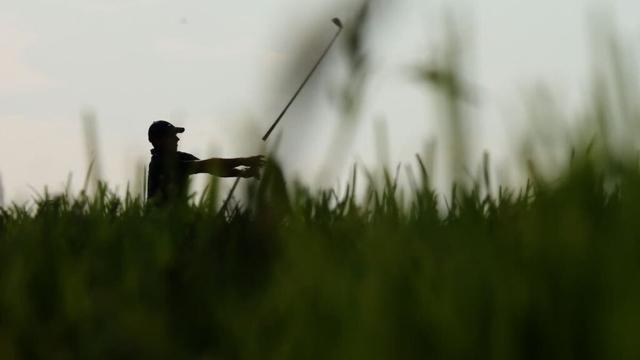 US Open golf: Rory McIlroy throws club as Oakmont Country Club tests the world’s best golfers