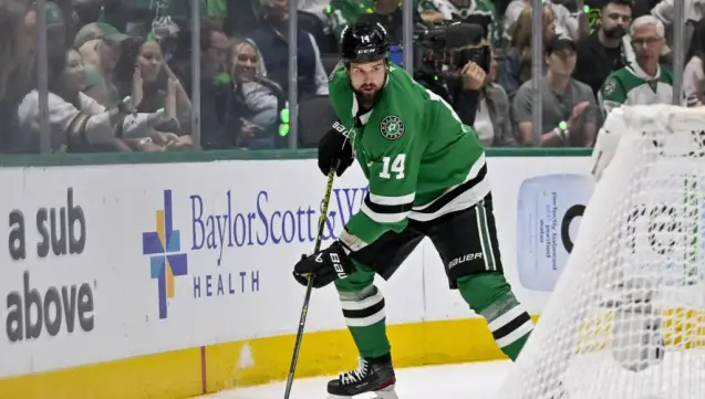Jamie Benn stands at a desperate crossroads as Dallas Stars juggle cap constraints and free agency chaos