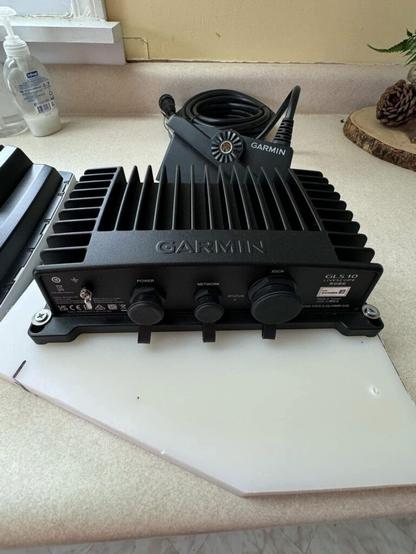 Wts a Garmin live scope bundle lvs34 and gls10 $1200 PayPal or in Texas