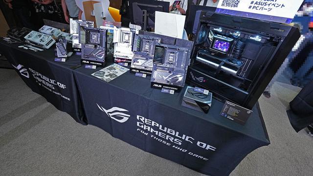 610Hzの世界最速ゲーミングモニターや新型BTF対応ビデオカードなどをデモ、ASUSが「ROG DAY 2025」開催 - AKIBA PC Hotline!