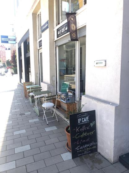 Wiener LP Cafe Schanigarten Erdbergstr 10