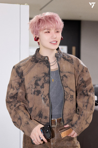 Seventeen Thunder Promos - Backstage with Woozi