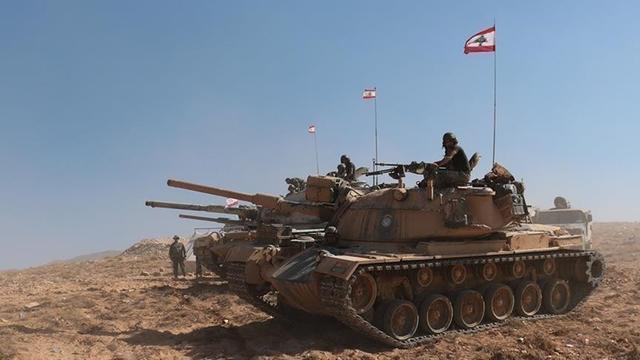 بيروت.. الجيش يعلن توقيف قائد "داعش" في لبنان