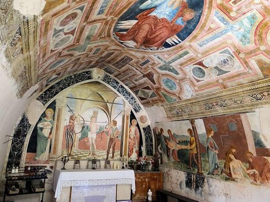 Chapelle Saint-Sébastien à #Coaraze (#AlpesMaritimes) La chapelle appartient à la série des petits édifices élevés à la fin du Moyen-Age à l'entrée des bourgs pour assurer la protection des habitants contre les...
Suite 👉 https://monumentum.fr/monument-historique/pa00080709/coaraze-chapelle-saint-sebastien
#Patrimoine #MonumentHistorique
Photo CC-BY-SA 4.0 : MOSSOT