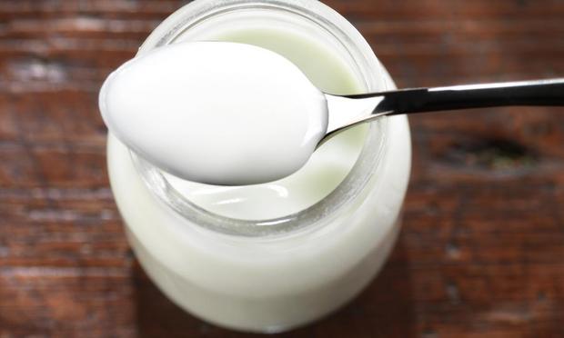 Una imagen de archivo de un yogur (Maurizio Polverelli vía Getty Images)