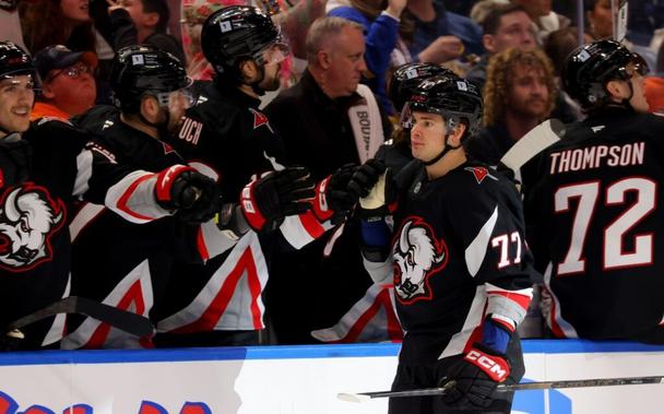 Maple Leafs Reportedly Pushing to Acquire Winger From Division Rival