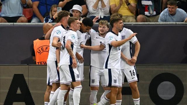 U21ユーロ：イングランドがスペインを破って準決勝に進出し、ハーベイ・エリオットが再び得点
