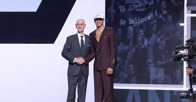 San Antonio picks a perfect fit in Carter Bryant