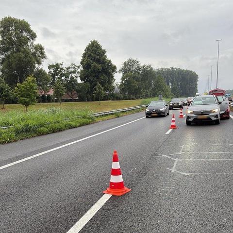 Foto van het ongeval op de A59 bij Waalwijk-Oost
