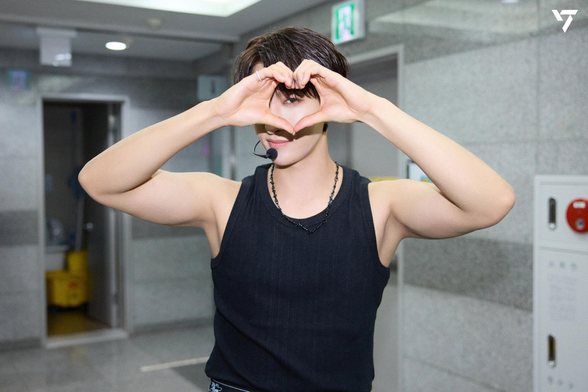 Seventeen Thunder Promos - Backstage with DK