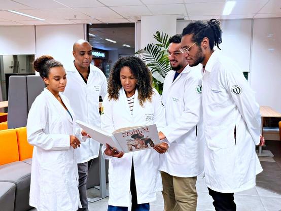 'Corpo Preto' é consagrado em Cannes com Grand Prix inédito e três Leões por projeto que denuncia o racismo estrutural na saúde: obra lançada pelo Instituto Yduqs e Idomed, com produção da Artplan, conquista reconhecimento internacional ao promover o debate sobre desigualdades raciais na assistência médica