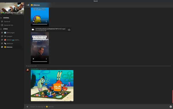 La imagen muestra la app Revolt, en el canal de memes de un servidor. Hay publicaciones con memes sobre Linux y una imagen de Bob Esponja criticando a Temu, insinuando que vende basura.La interfaz es de tema oscuro y con canales similares a los de Discord. Texto generado con IA