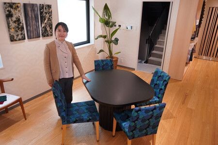 Trading Firm Working to Preserve Kyoto's Traditional Crafts