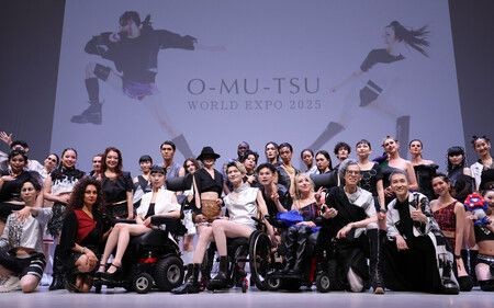 Fashion Show Featuring Future Diapers Held at Osaka Expo