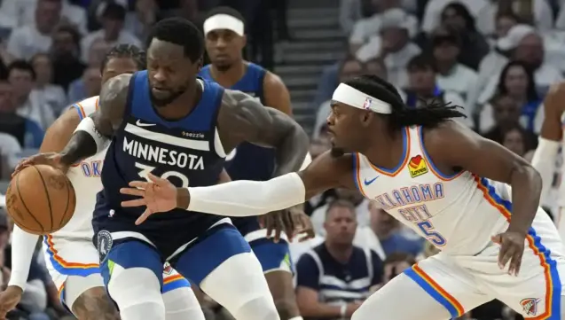 Julius Randle leads New York Knicks to unexpected victory as underdogs shock rivals in thrilling clash
