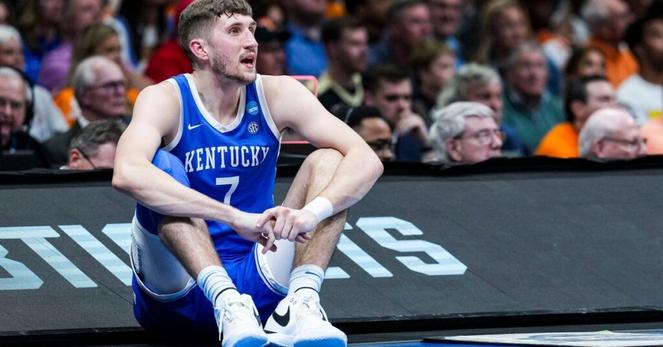 Andrew Carr gets UDFA deal with Trail Blazers