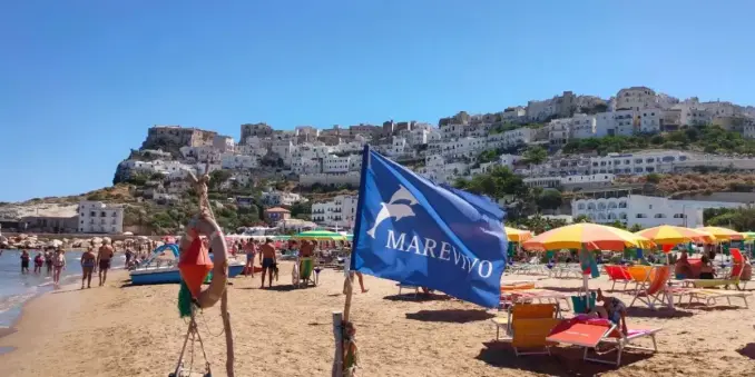 la spiaggia Mare Blu di Peschici