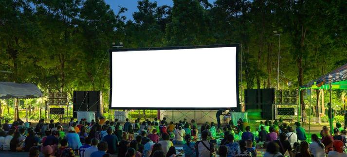 Cine de verano / Witthaya Prasongsin
