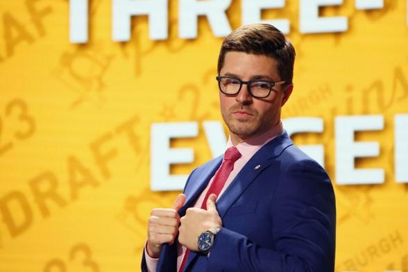 Inside Kyle Dubas’ quiet, unusual search for next Penguins coach
