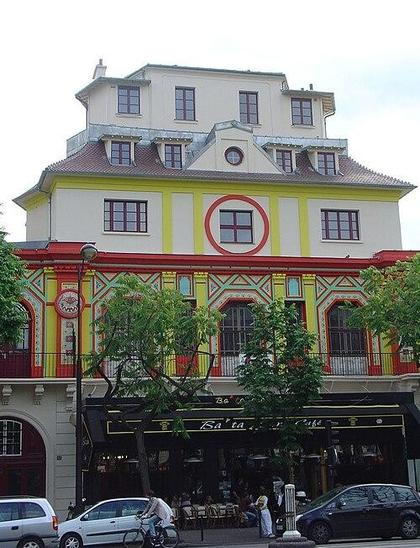 Ancien café-concert Le Bataclan à #Paris11 (#Paris) Destiné à un type de spectacle encore peu distinct du cirque, implanté dans un quartier populaire, le Bataclan ouvre en 1864 les portes de son café-billard et...
Suite 👉 https://monumentum.fr/monument-historique/pa00086554/paris-11e-arrondissement-ancien-cafe-concert-le-bataclan
#Patrimoine #MonumentHistorique
Photo CC-BY-SA 4.0 : Auteur inconnuUnknown author