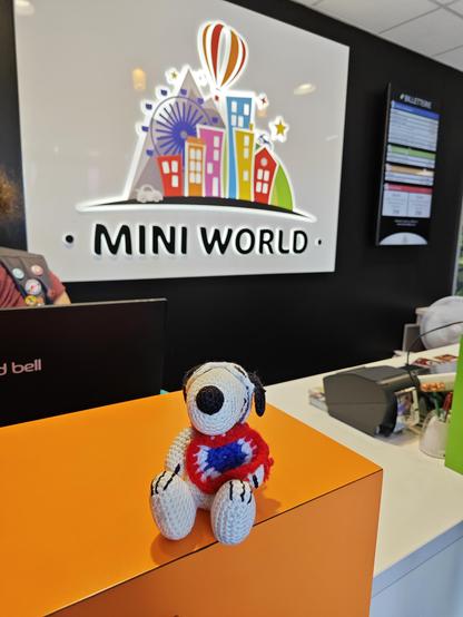 Snoopy am Eingang der Mini World