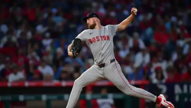 Garrett Crochet transforms from White Sox ace to Red Sox Cy Young contender in $170M move