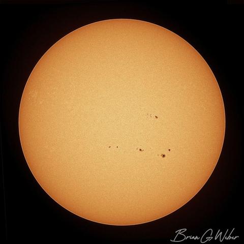 2025-06-25 image with much larger and more complex trailing and upper spots