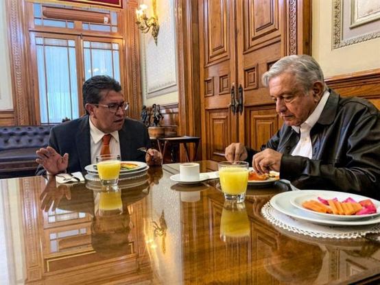 Ricardo Monreal AMLO