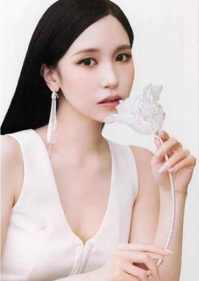 250628 Mina x L’OFFICIEL JAPAN